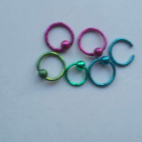 18g rings - Picture 2 of 6